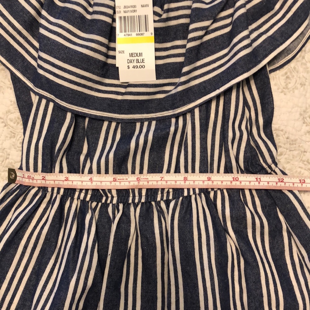 Dress - Picture 3 of 4